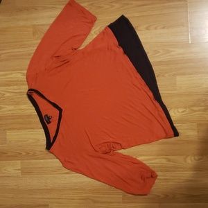 The Limited 3/4 Coral and Navy Top